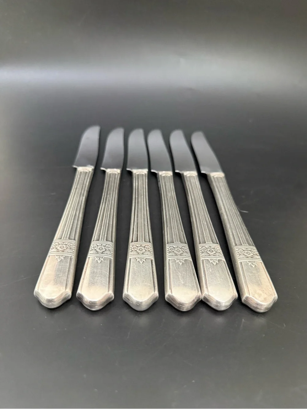 Vintage ONEIDA Simeon & George Rogers Co. Silver Rose Silver-plate Dinner Knives